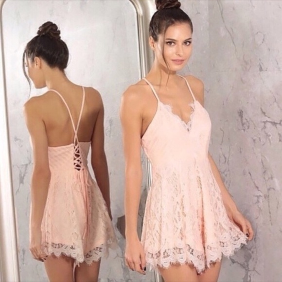 Blush Lace Tie Back Romper - Picture 3 of 6